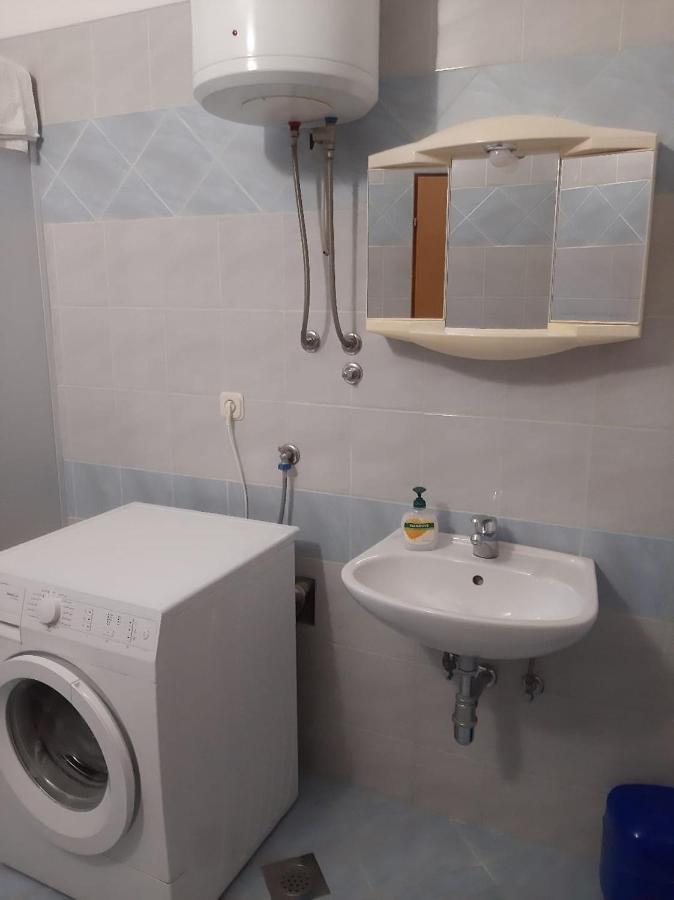 Apartments Ivanka Starigrad Paklenica Ngoại thất bức ảnh