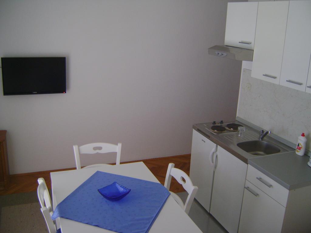 Apartments Ivanka Starigrad Paklenica Phòng bức ảnh
