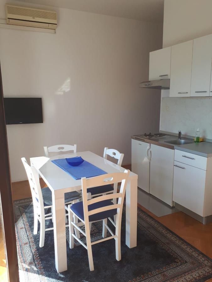 Apartments Ivanka Starigrad Paklenica Ngoại thất bức ảnh